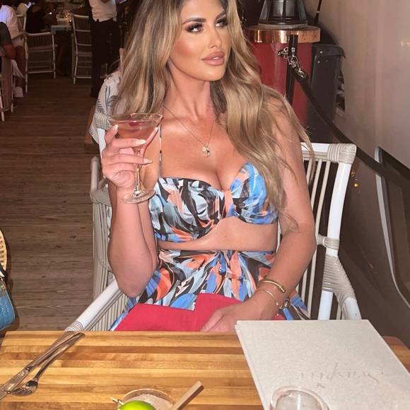 Matching pattern set - Picture 2 of 6